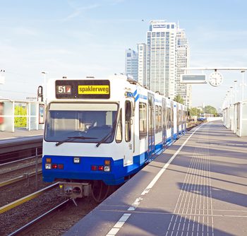 метро в голландии