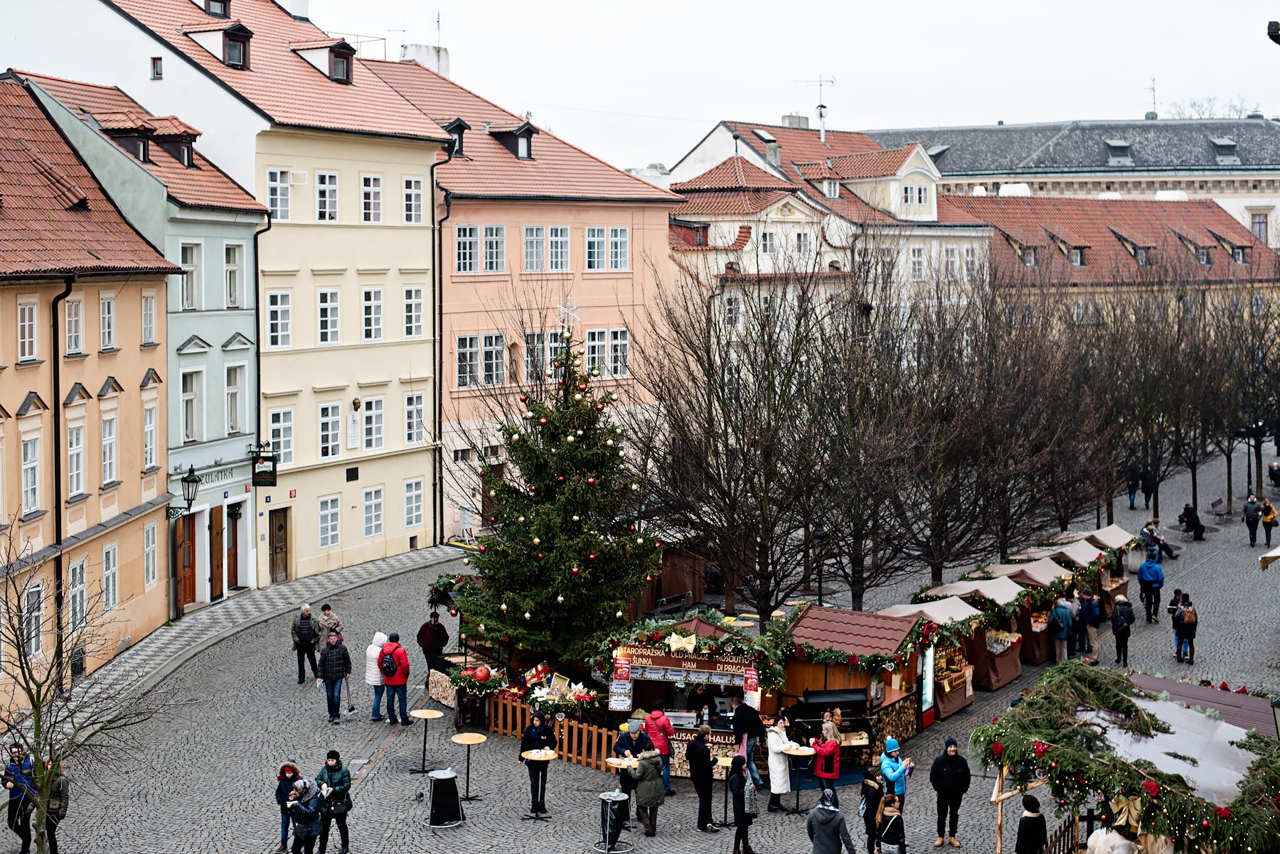 Прага в ноябре для туристов: стоит ли ехать?