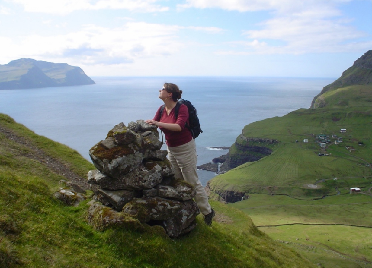 Сотовая связь на Фарерских островах: выбор сим-карты для поездки