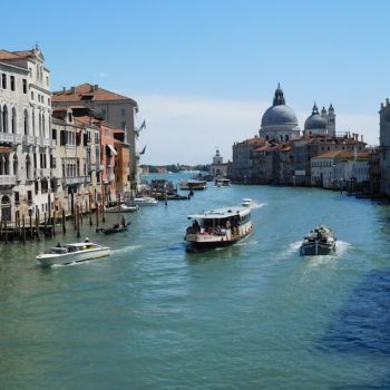 Водный транспорт Венеции: это важно знать туристам